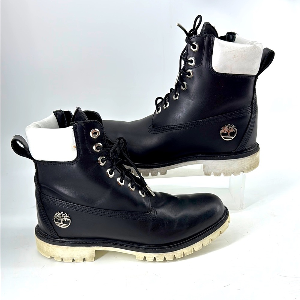 TIMBERLAND Black and White High-Top Boots